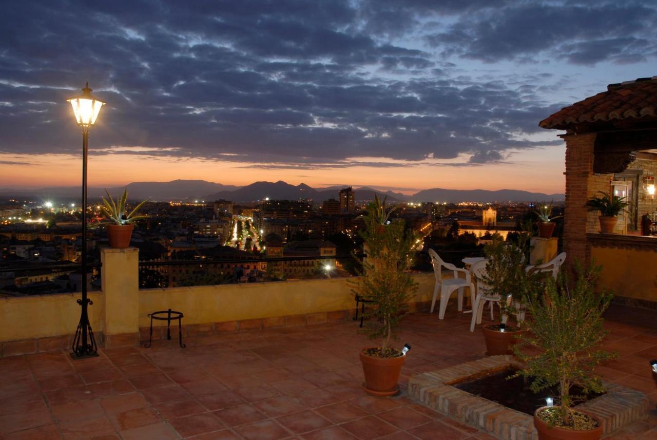 Carmen En El Albaicin Con Jardin Y Vistas Apartment Granada Luaran gambar
