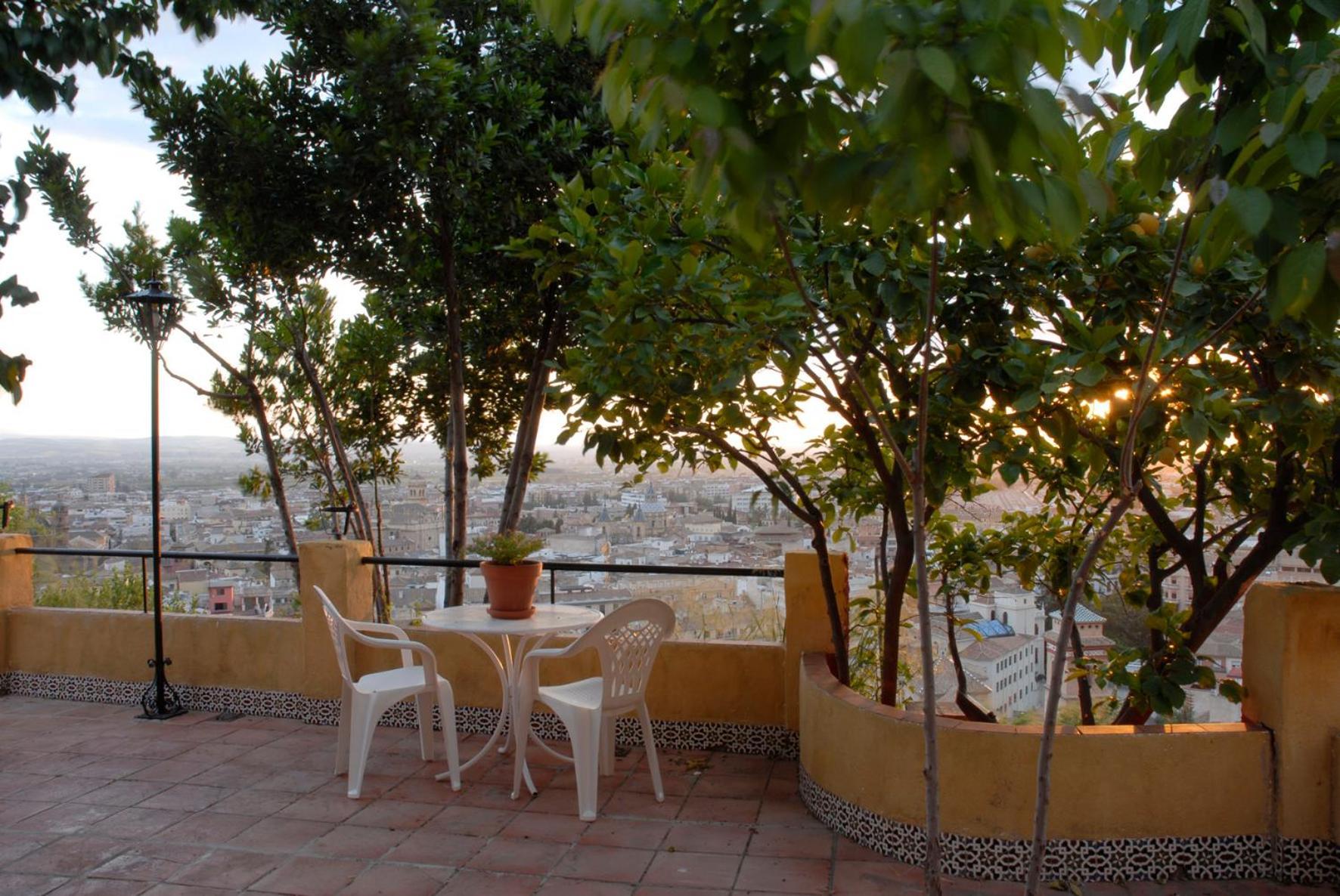 Carmen En El Albaicin Con Jardin Y Vistas Apartment Granada Luaran gambar