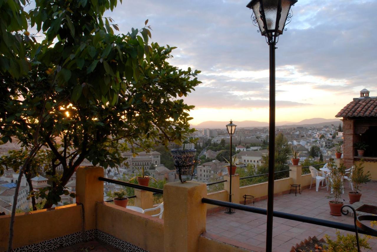 Carmen En El Albaicin Con Jardin Y Vistas Apartment Granada Luaran gambar