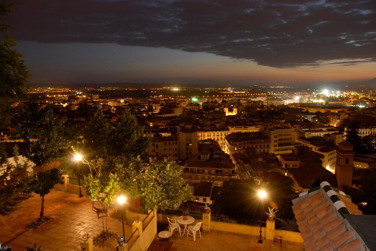 Carmen En El Albaicin Con Jardin Y Vistas Apartment Granada Luaran gambar